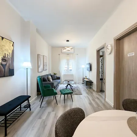 Etheria Modern Apartment