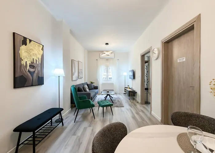 Etheria Modern Apartment