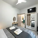 Etheria Modern Apartament *